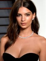 Emily Ratajkowski Dituduh Mendapatkan Suntikan Bibir Ketika Hamil