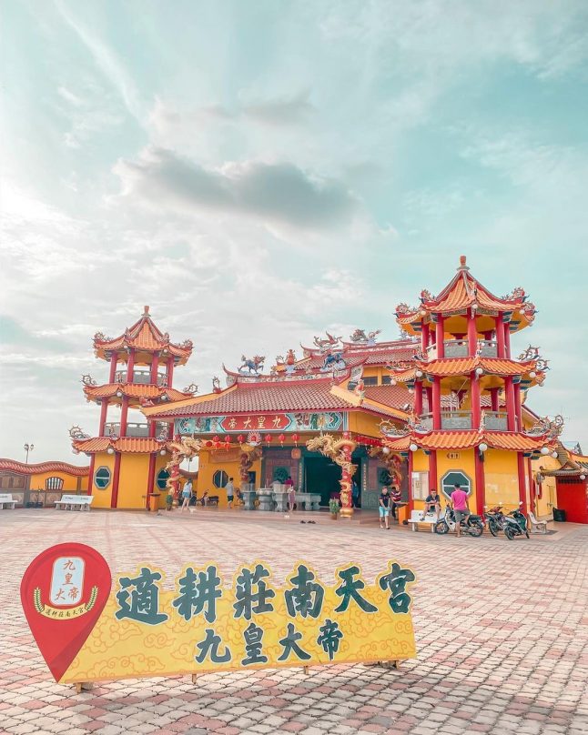 7 Temple Dengan Prasarana Yang Menakjubkan!