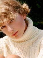 Pemberian Taylor Swift Buat Rakan Selebriti Yang Menimang Cahaya Mata