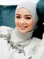 Lima Bulan Berumah Tangga, Mira Filzah Kini Berbadan Dua?