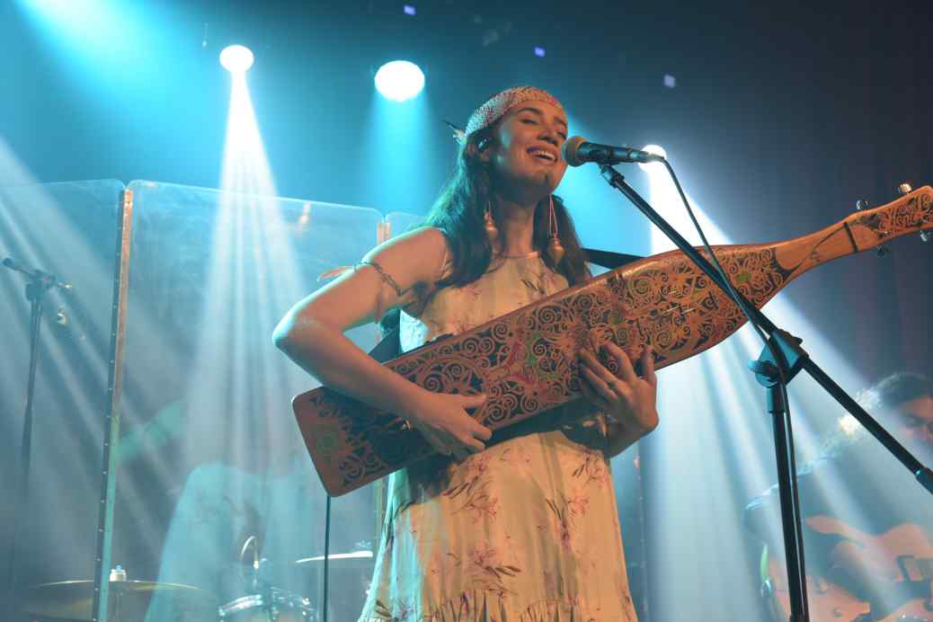 Alena Murang Lancar Album Terbaharu