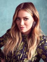 Hilary Duff Dedah Momen Intim Saat Melahirkan Anak Ketiga