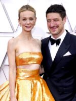 10 Pasangan Yang Mencuri Perhatian Di Permaidani Merah Oscar 2021