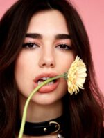 Penampilan Dua Lipa Sebagai Koboi Dalam Video Muzik Terbaharu Dikecam