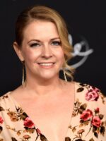 Melissa Joan Hart Dedah Dijangkiti Covid-19 Selepas Lengkap Dos Vaksin