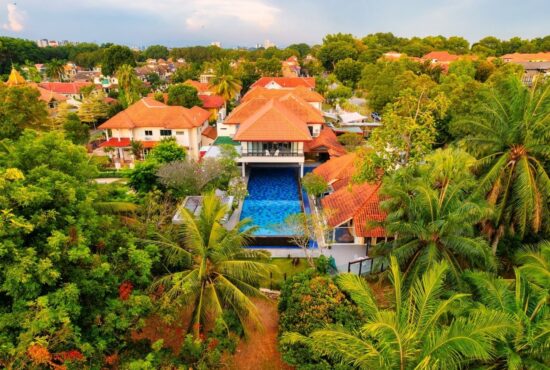 Kediaman Inap Privasi Tiarasa Luxe