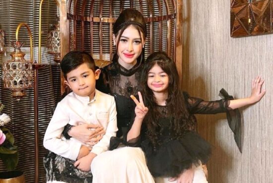 Datin Paduka Eina Azman & Cahaya Mata Kembar Positif Covid-19