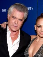 Jennifer Lopez Beri Penghormatan Terakhir Kepada Pelakon Gandingan Shades Of Blue, Ray Liotta
