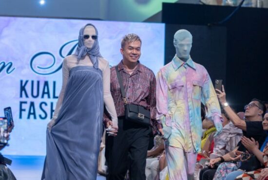 Koleksi busana 'gula-gula kapas' jadi perhatian