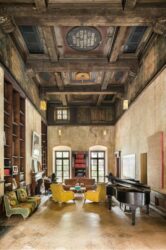 Rumah Selebriti Hollywood Yang Unik