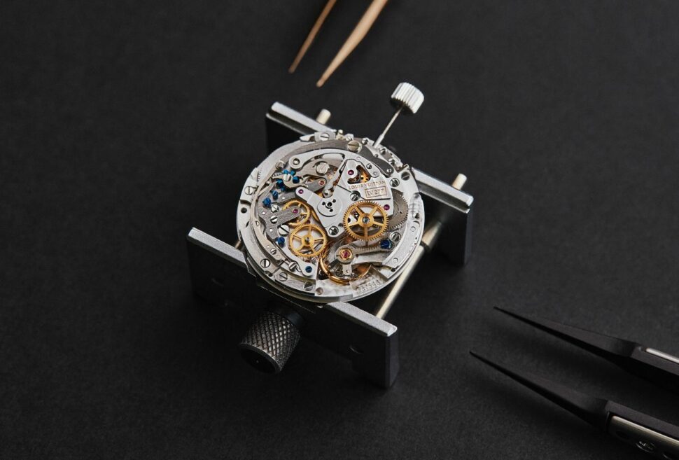 Tambour Twenty Penaklukan Arloji Terhebat LV 03