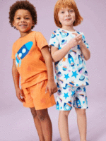 Gaya Layering Untuk Si Cilik dan Anda Satu Keluarga