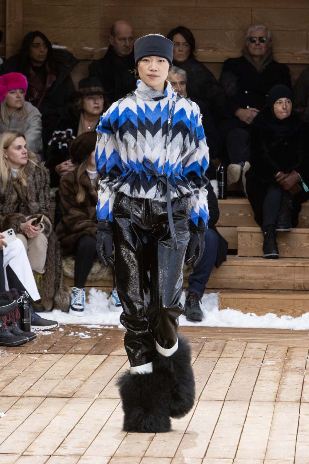 Acara Giorgio Armani Neve Musim Sejuk 23, Berlangsung Meriah di St.Moritz