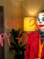 Foto Pertama Joaquin Phoenix Dalam Joker: Folie à Deux