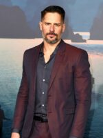 Mengejutkan! Finding Your Roots Bongkar Susur Galur Joe Manganiello