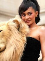 Agenda Fesyen Kylie Jenner. GLAM Memilih Lima Stail Terbaik Kylie Jenner
