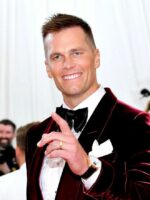 Tiga Bulan Bercerai, Tom Brady Umum Bersara Buat Selamanya
