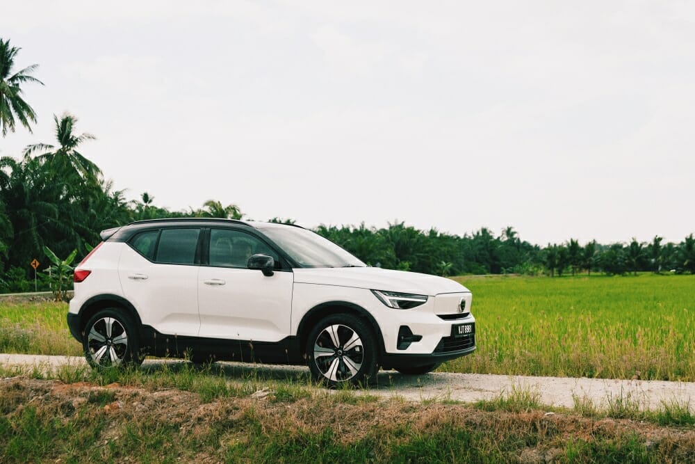 volvo c40 recharge pure electric