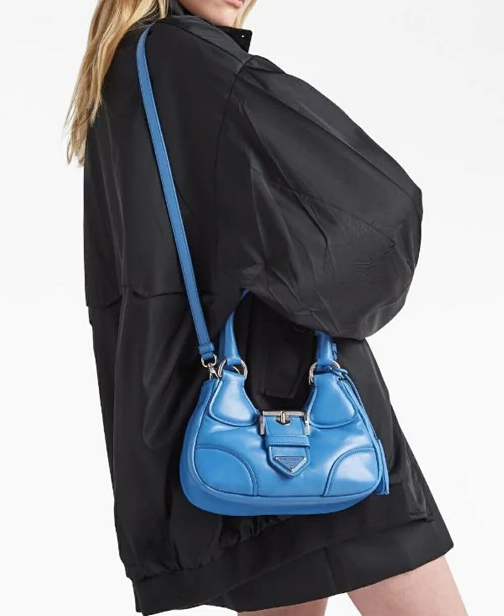 Tas Tangan Musim Panas Setiap IT Girl Perlu