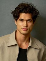 Kenali Model & Aktor Tampan Berdarah Kacukan, Charles Melton
