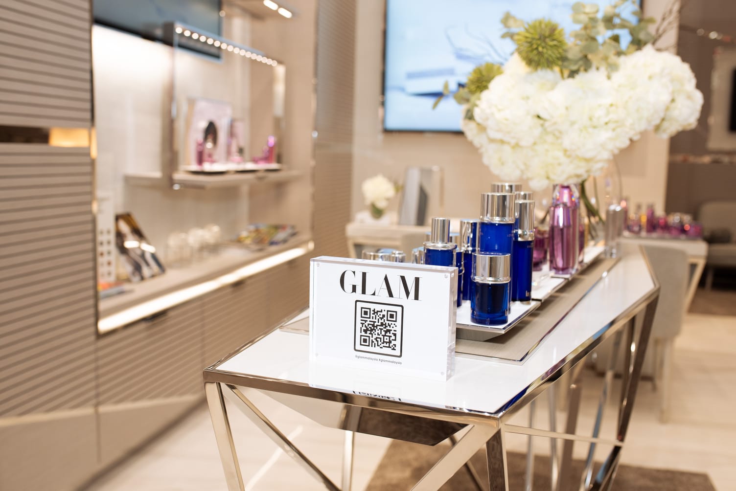 La Prairie X GLAM