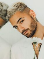 Maluma Timang Cahaya Mata Sulung