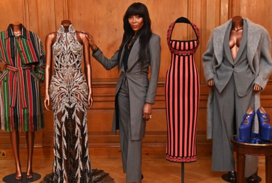 Pameran Naomi: In Fashion, Pandora’s Box Naomi Campbell