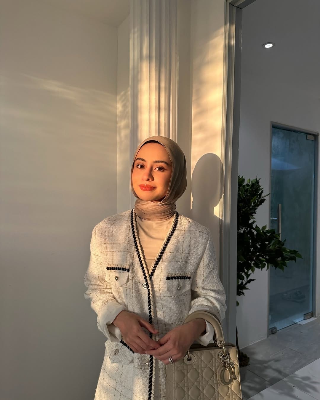 biodata Tasnim Shah yang berkeperibadian tinggi