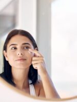 pakai sunscreen dalam rumah