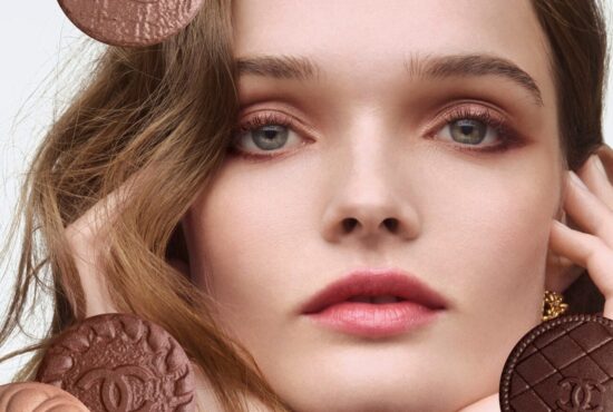 CHANEL Dan Les 4 Ombres Boutons Koleksi Paling Mewah