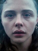chloe grace moretz hot dalam filem Mother/Android