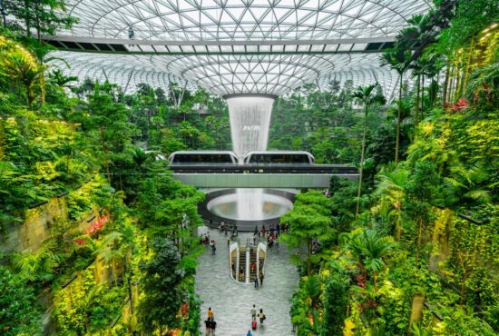 lapangan terbang terbaik