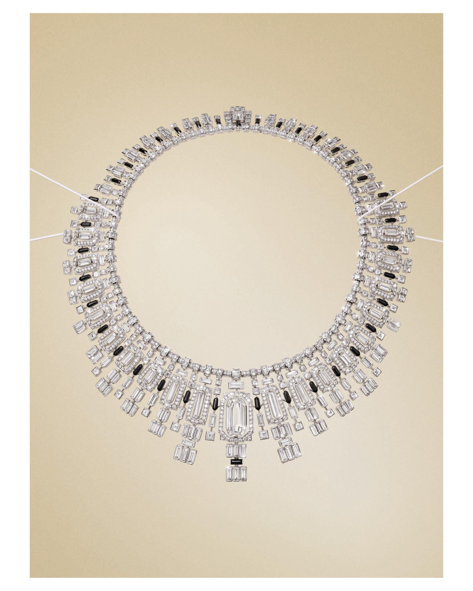 Cartier En Equilibre Beijing