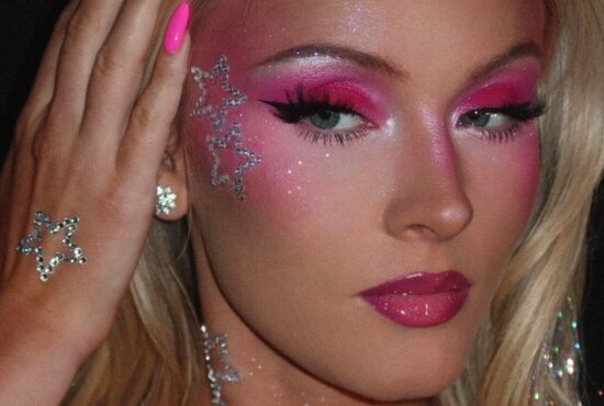 Zara Larsson Hidupkan Semula Maximalism Makeup