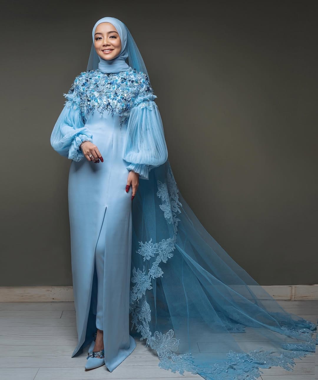 Busana Pengantin Pilihan Selebriti Malaysia 